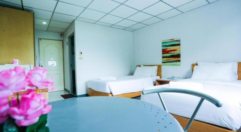Central Place Hotel Rayong Kültér fotó