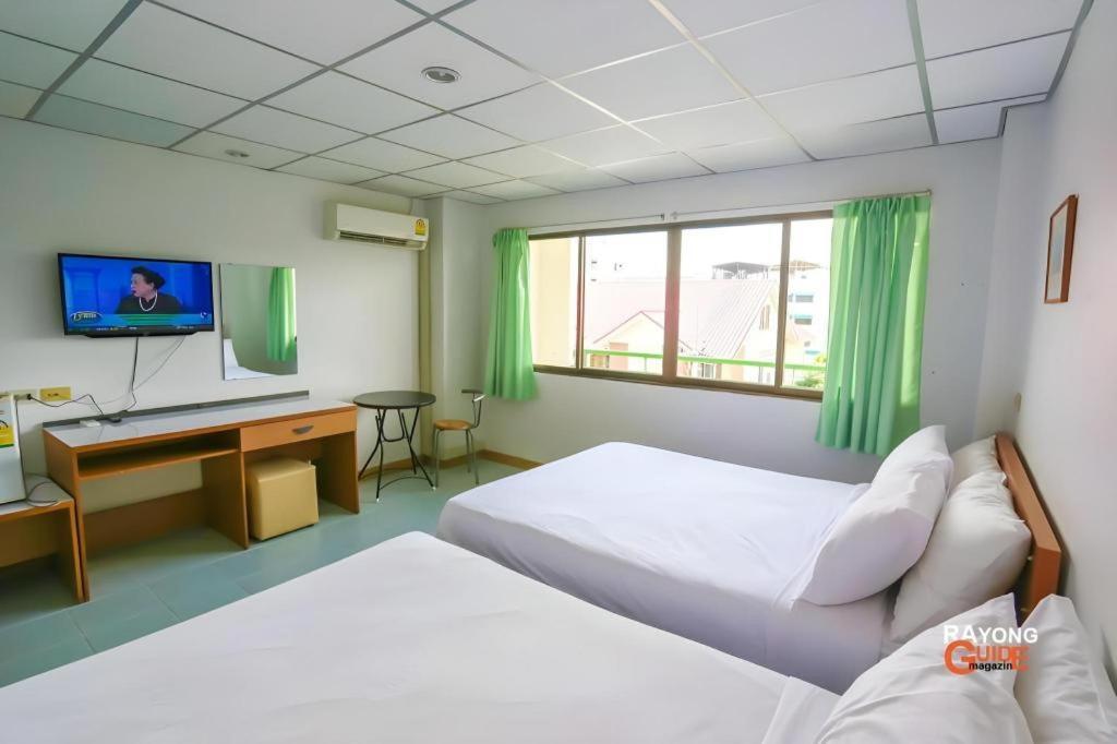 Central Place Hotel Rayong Kültér fotó