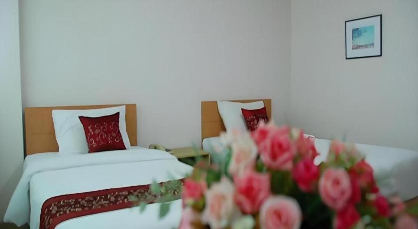 Central Place Hotel Rayong Kültér fotó