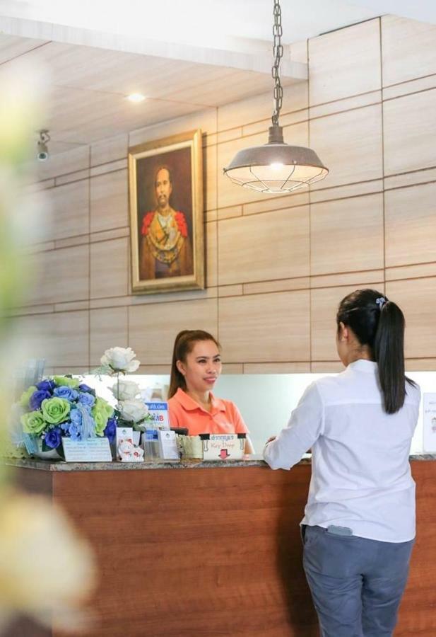 Central Place Hotel Rayong Kültér fotó